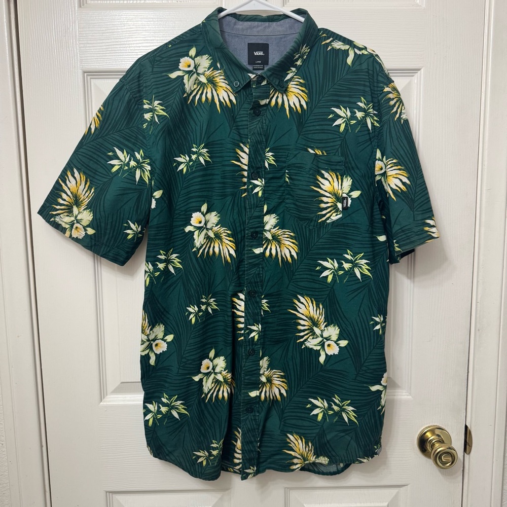 VANS Off The Wall Men Large Collar Button Up Shirt Green Hawaiian Tropical Print